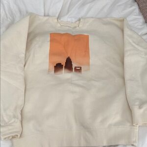 Cream Sweatshirt with Charlotte, NC Graphic